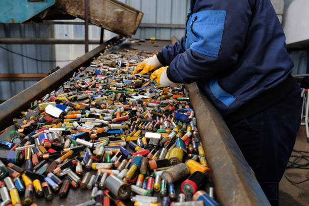 Traitement recyclage batteries DEEE équipements électroniques Europe